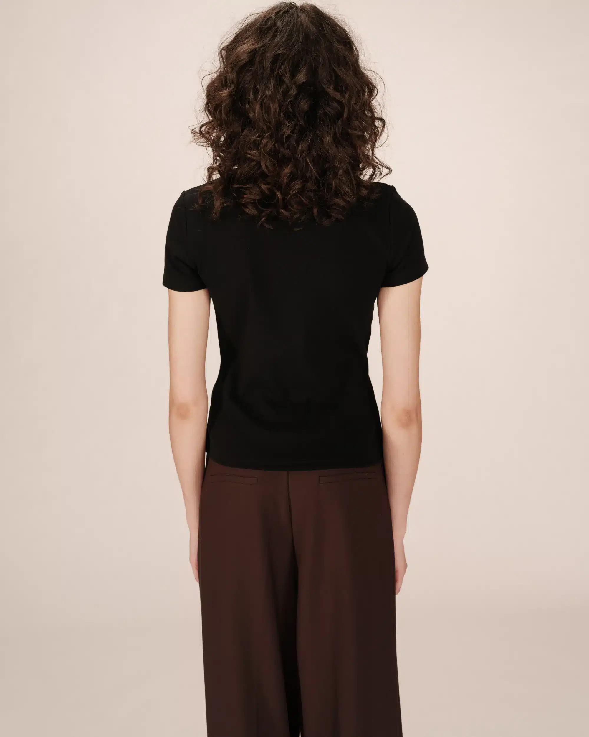 FW2517027-NOIR___P4_108f71ee-83c0-4ede-9079-4719654ee51e