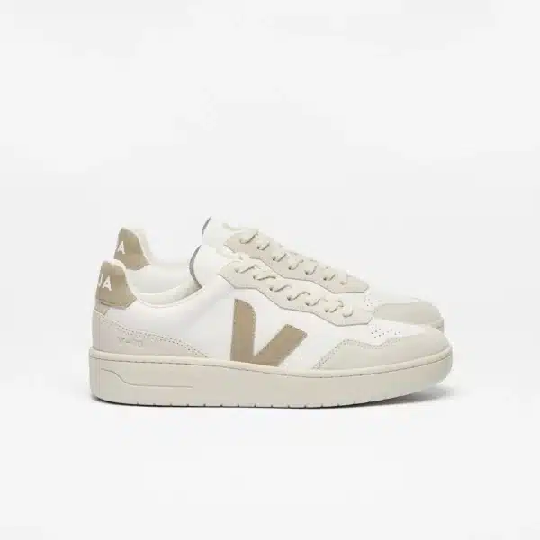 Veja V-90 leather white taupe