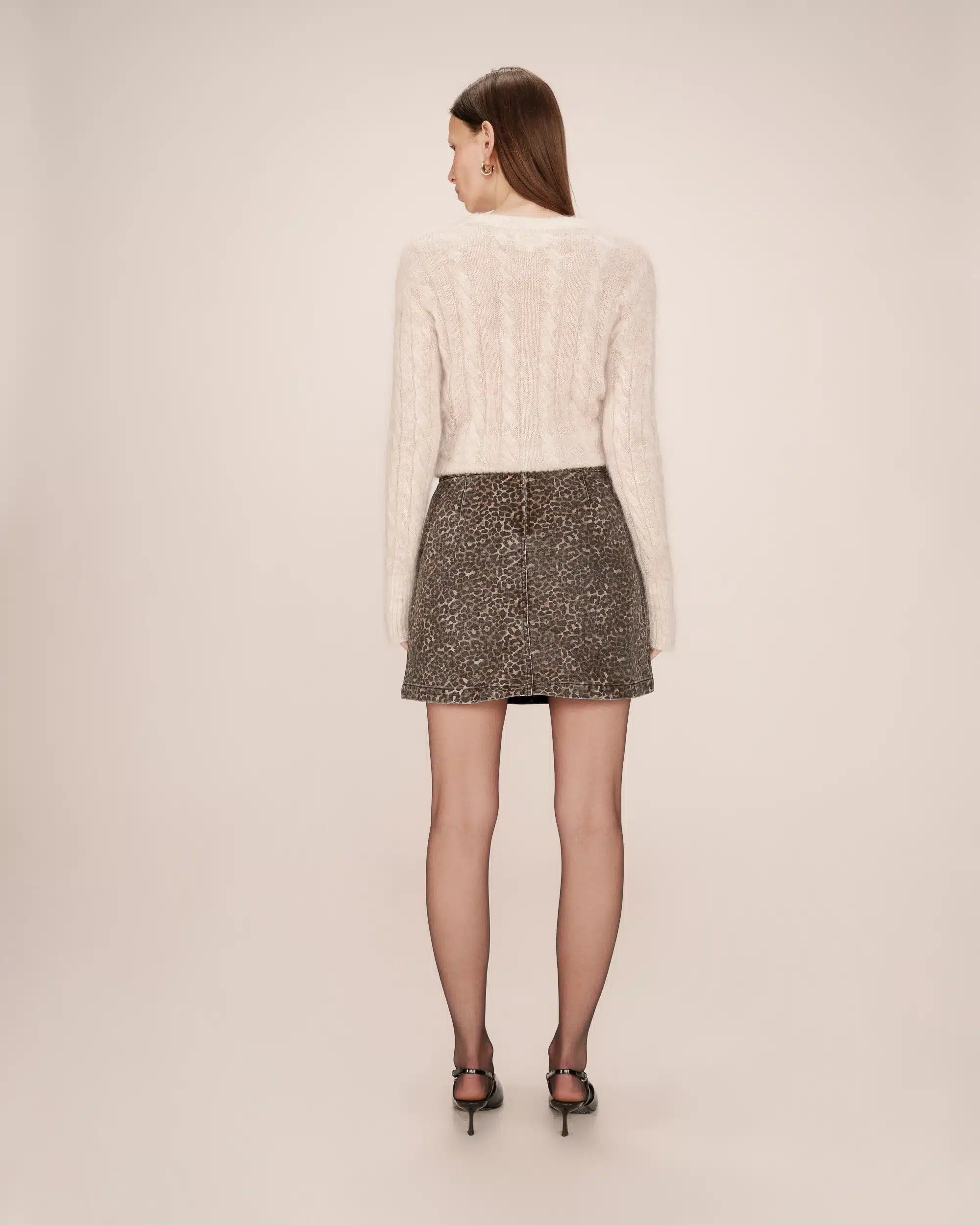 FW2513029-LEOPARD___P5_e4cd5c76-d609-477d-89dc-3ea4a505db61