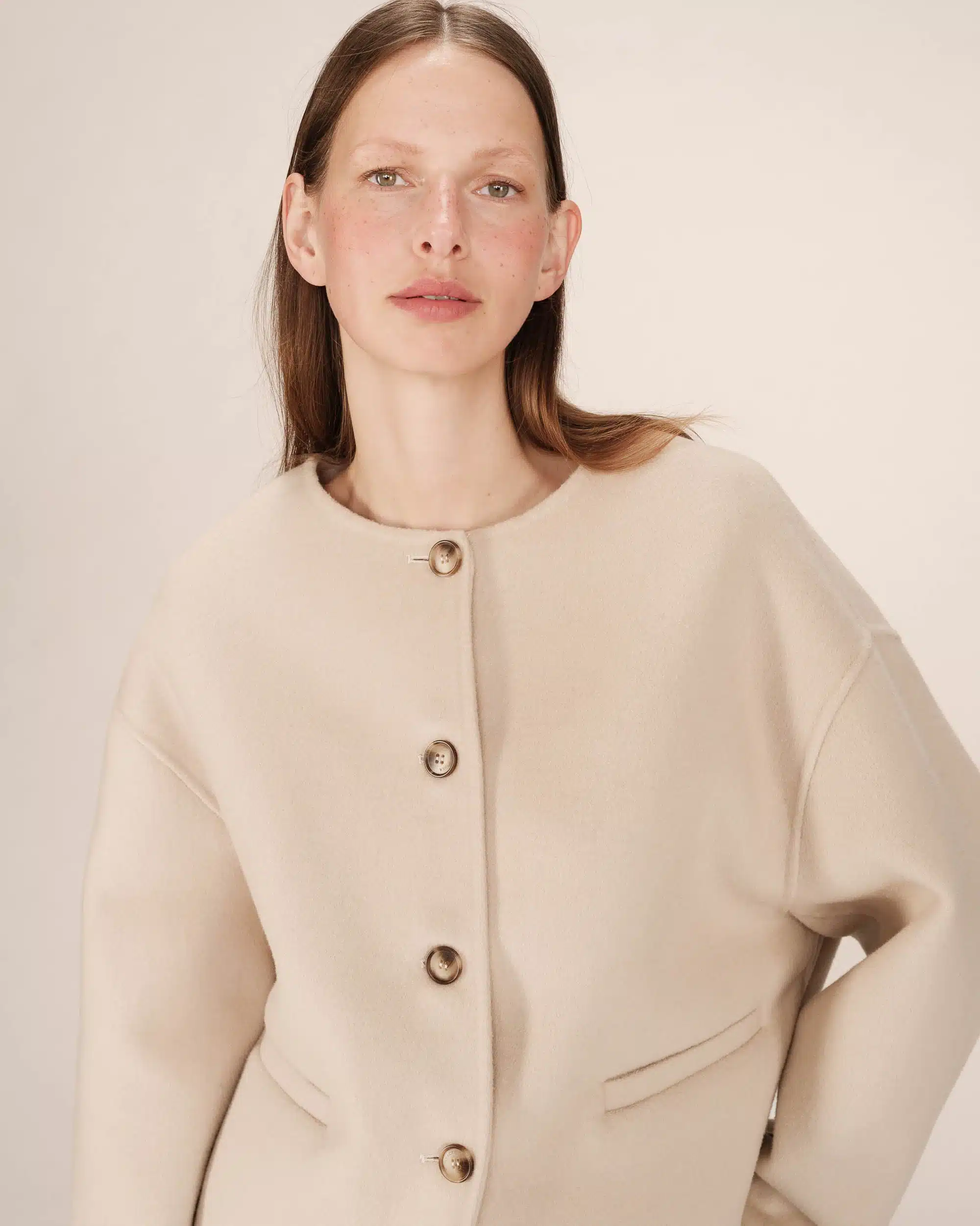 FW2519012-GREIGE_39f8df11-e63d-48e7-9357-6976aef627ec