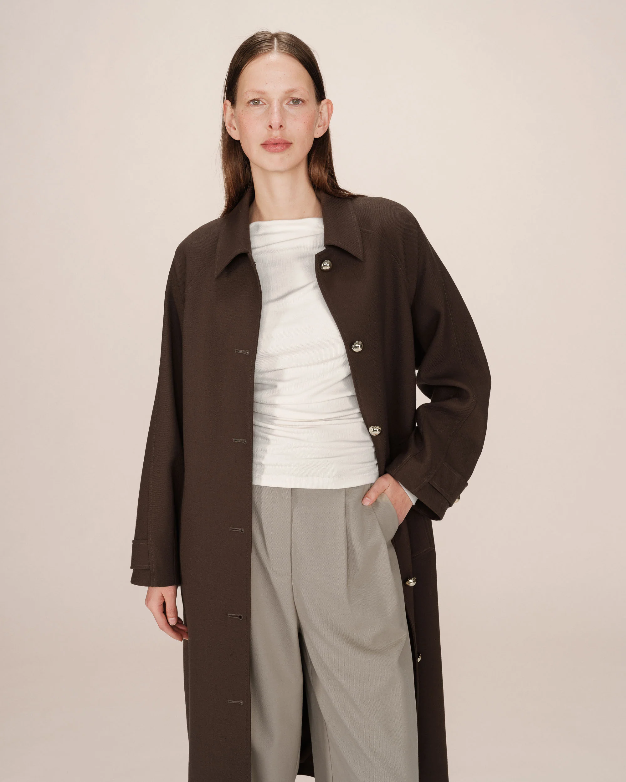 FW2519004-CHOCOLAT___P3_74025a81-fce8-4f9a-ae81-133cb58c5653