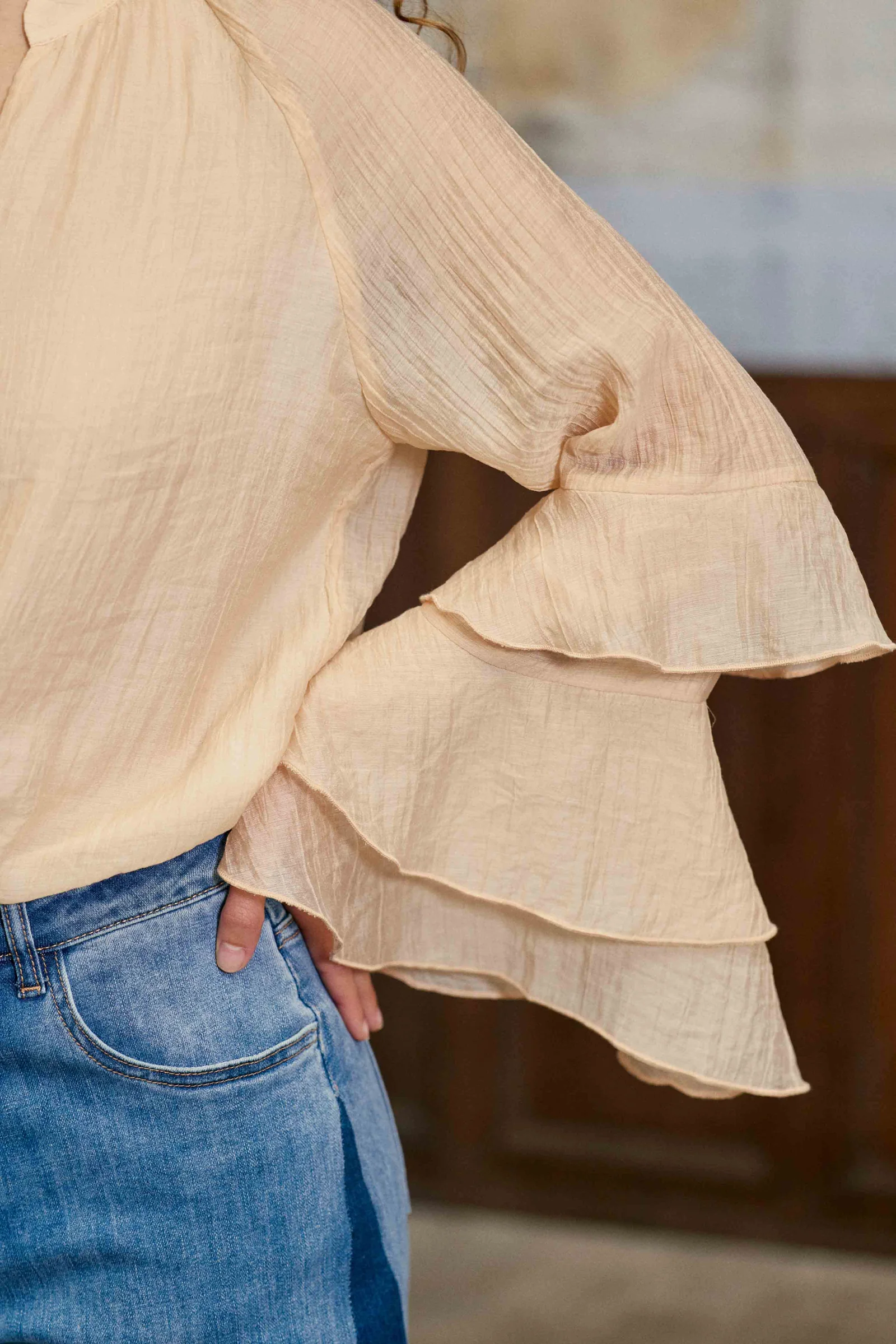 BRIETA-POUDRE-blouse_P3